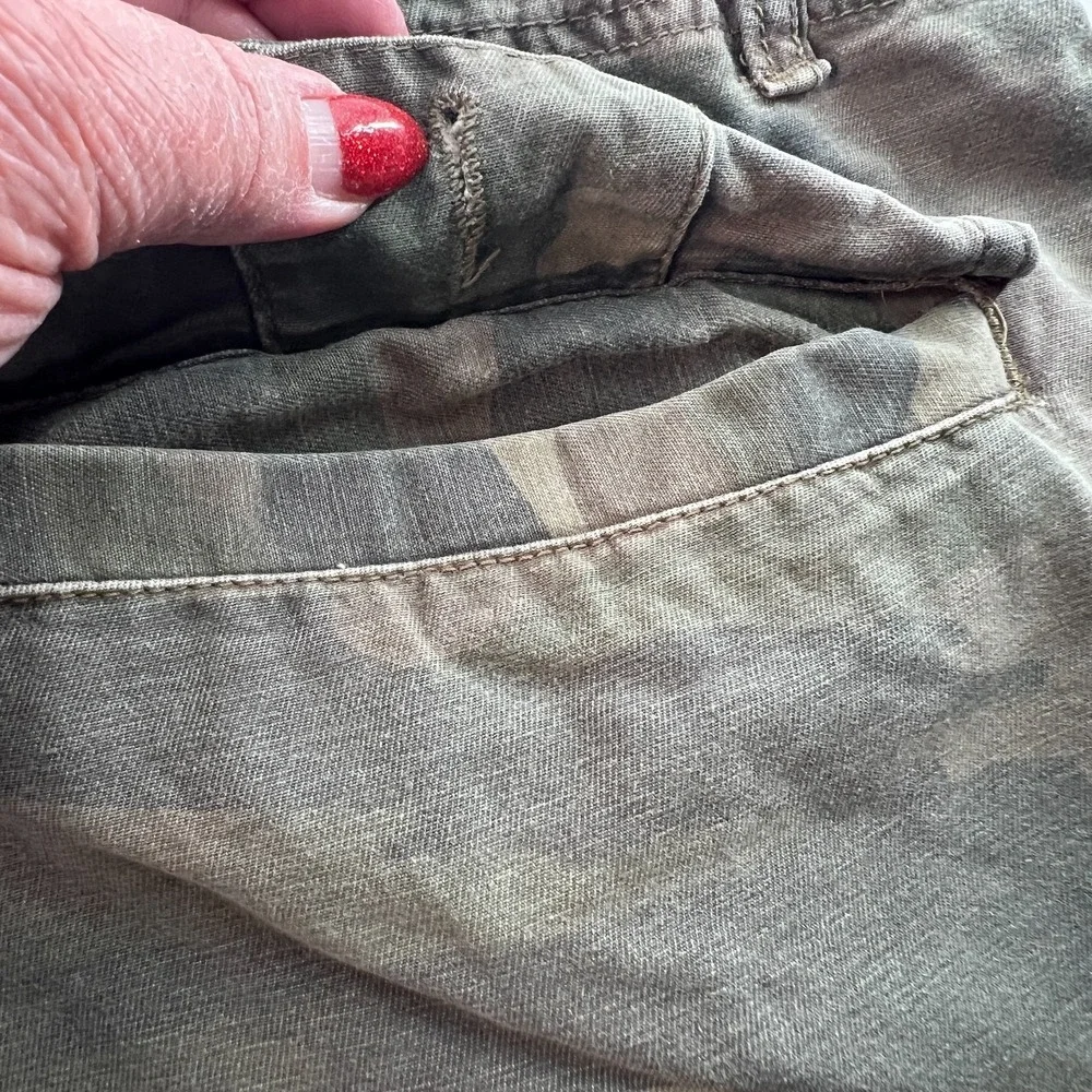 Men's Camo Cargo Shorts Size 42 Camo Green All Cotton Faded Glory